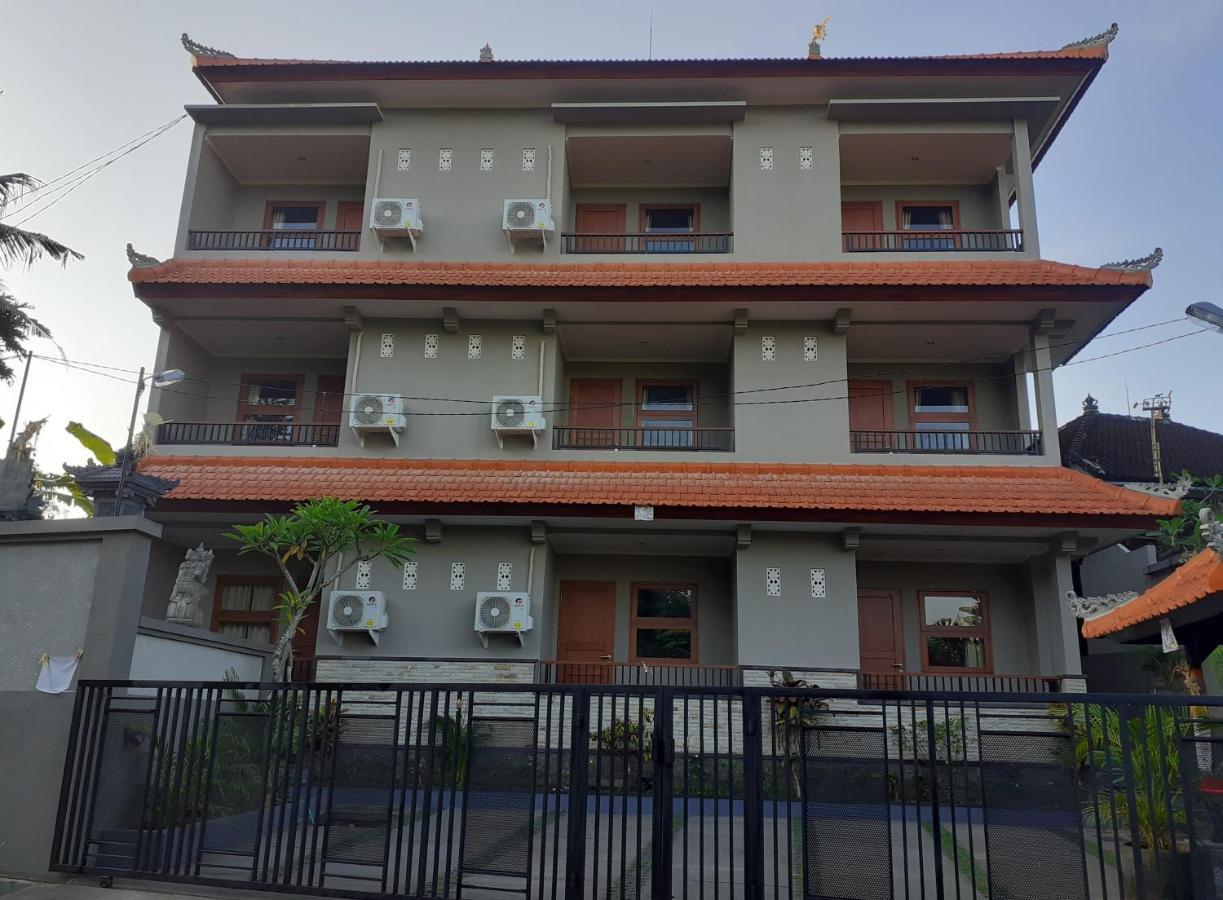 Griya Bun Sari Apartment Sukawati  Bagian luar foto