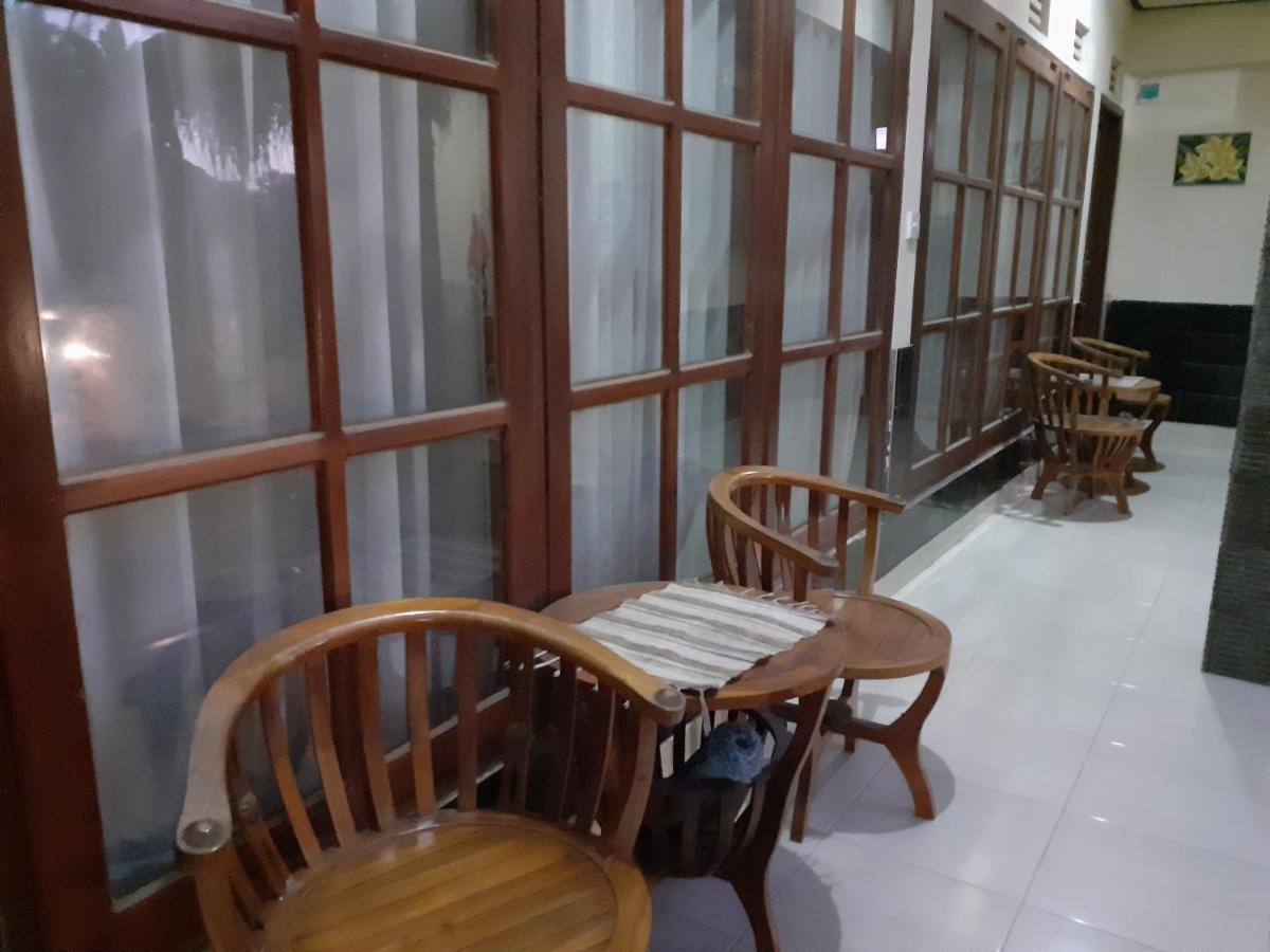 Griya Bun Sari Apartment Sukawati  Bagian luar foto